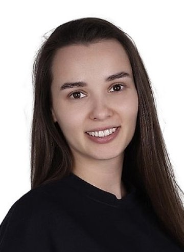 Шмырева Каролина Юрьевна