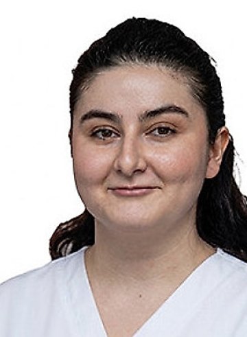 Абдуллаева Элина Эльбрусовна