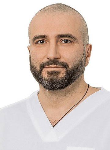 Сурмаев Эдуард Вячеславович