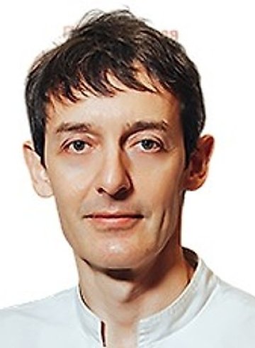 Комиссаров Максим Леонидович