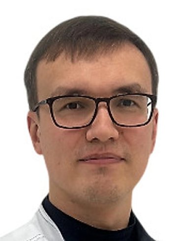 Фамилярский Сергей Анатольевич