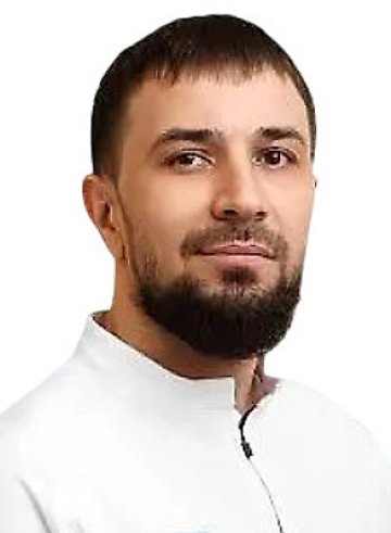 Магомедов Ислам Абдуллаевич