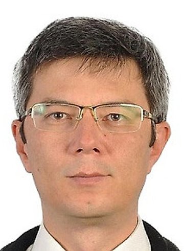 Халилов Рустам Эдуардович