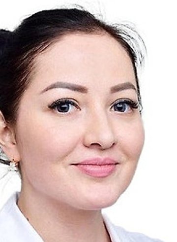 Комкова Эльвира Равиловна