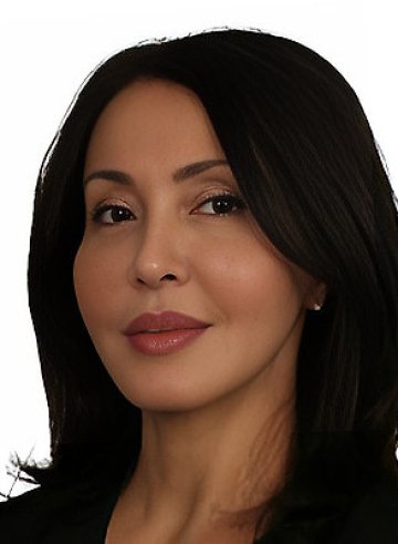 Эмирбекова Светлана Курбановна